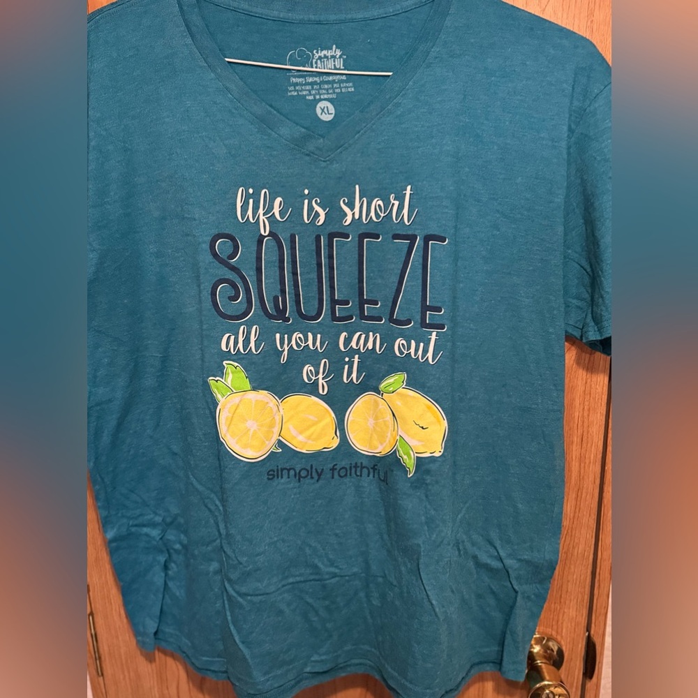 SIMPLY SOUTHERN WOMEN'S SIMPLY FAITHFUL SQUEEZE SS SHIRT/JADE Size: XL